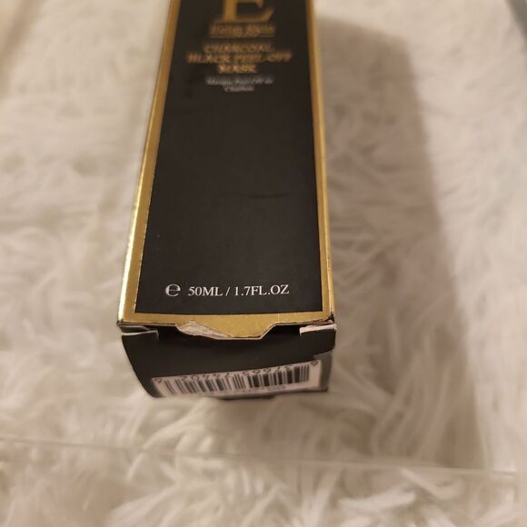 A bundle of miscellaneous luxury beauty products!! - Picture 10 of 12